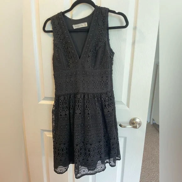 black lace dress with corset Bebe Women's Lace Corset Midi Dress